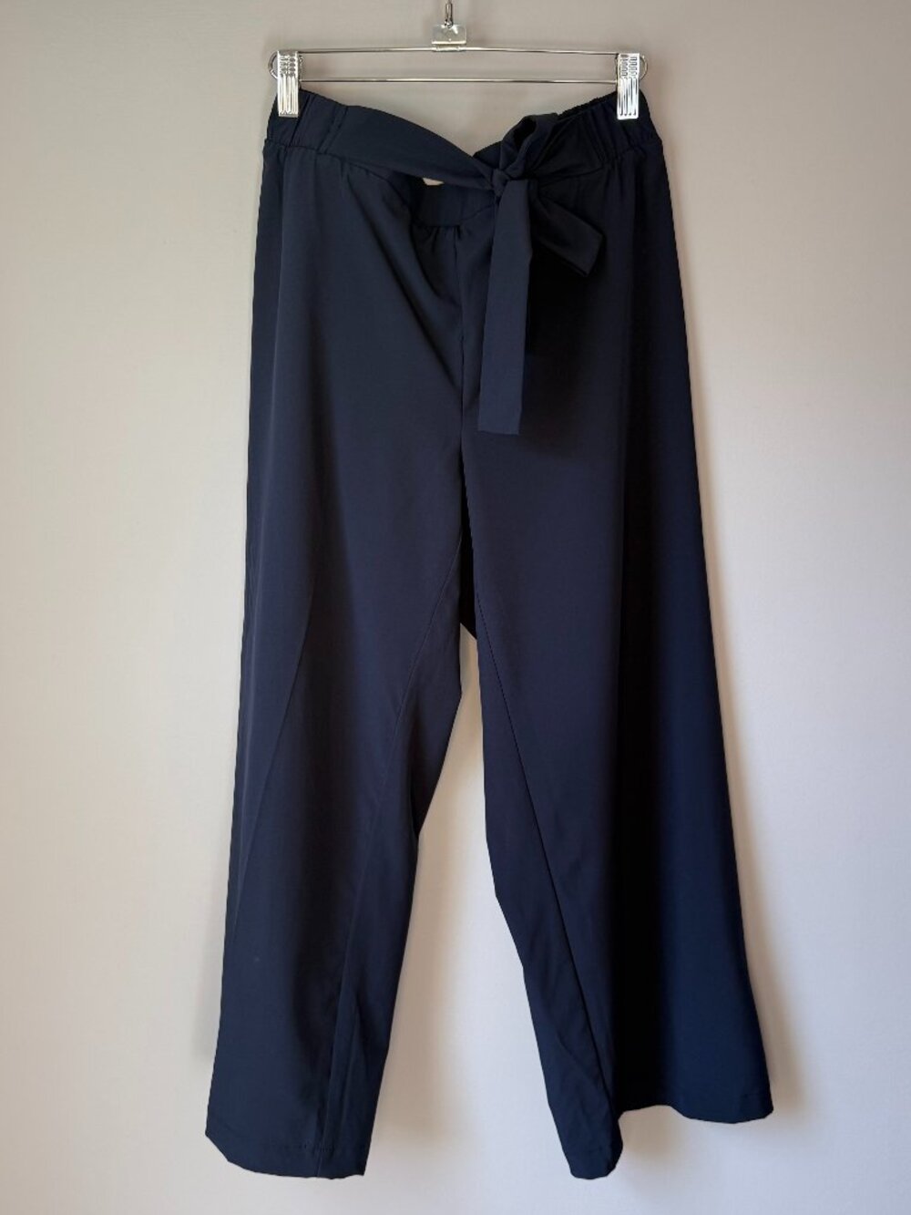Calvin Klein Women's Small Dress Pant Navy Blue Paper Bag Tie Waist Light weight